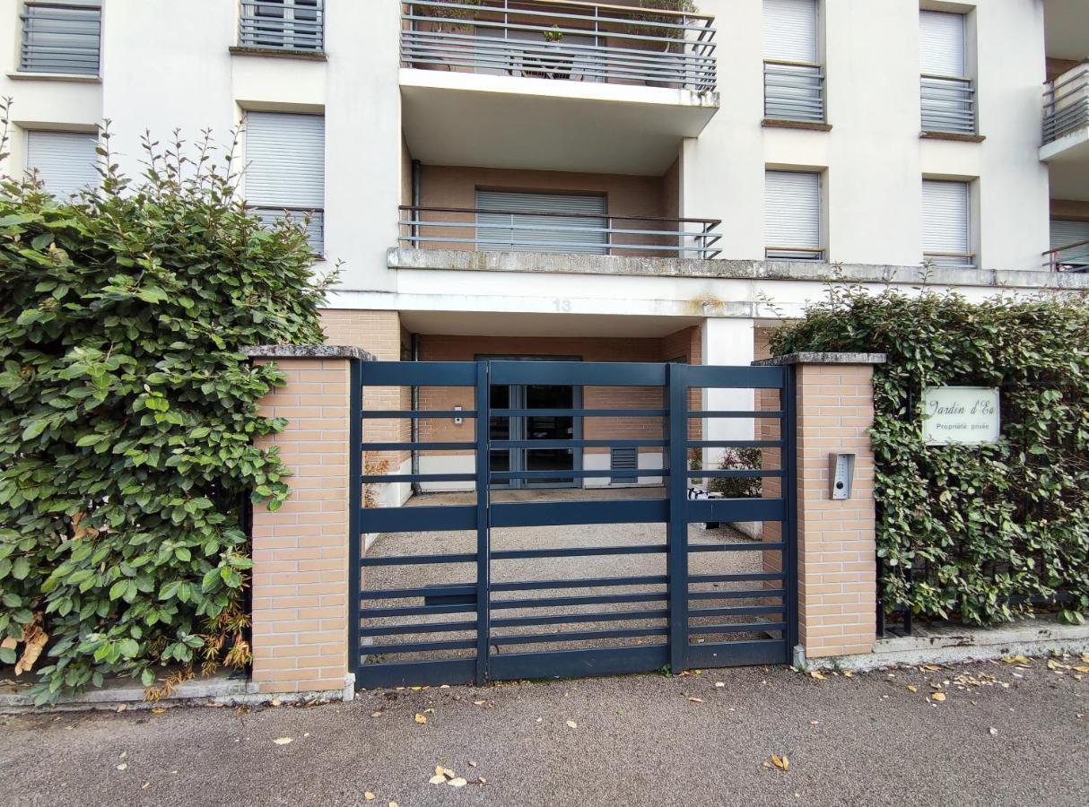 Appartement Avec Jardin Et Terrasse Pres De Paris Mantes-la-Jolie Exteriér fotografie