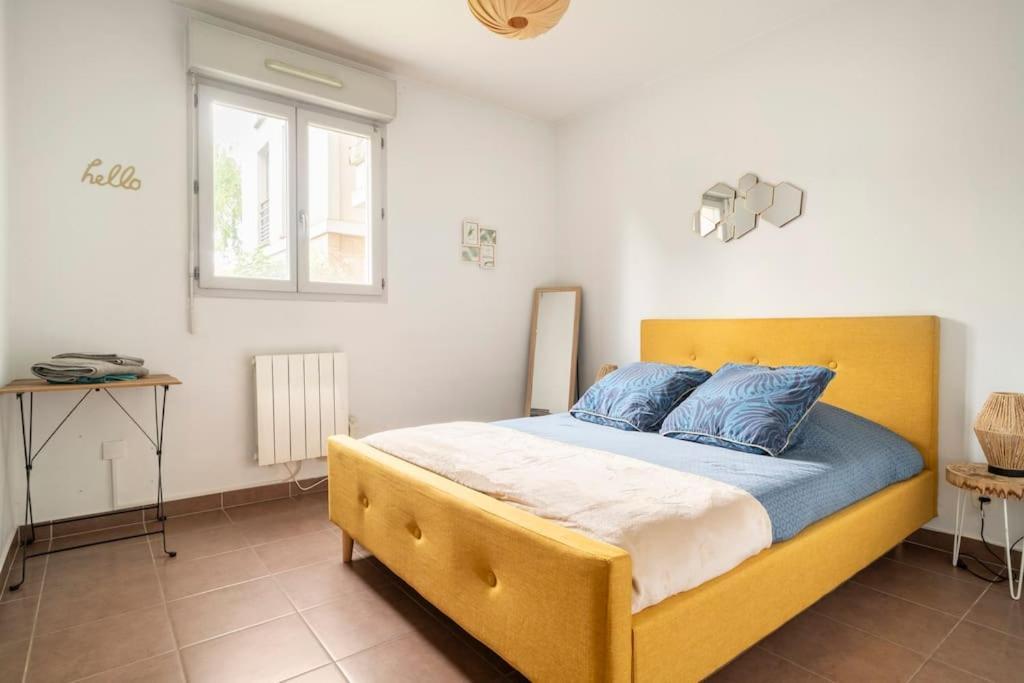 Appartement Avec Jardin Et Terrasse Pres De Paris Mantes-la-Jolie Exteriér fotografie