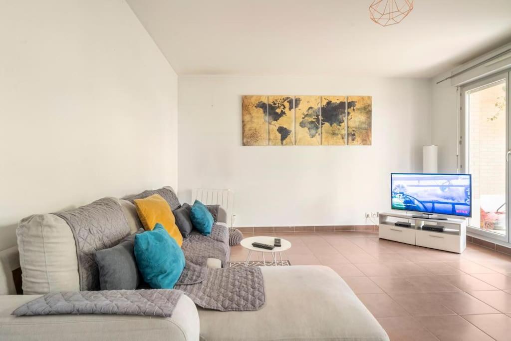 Appartement Avec Jardin Et Terrasse Pres De Paris Mantes-la-Jolie Exteriér fotografie